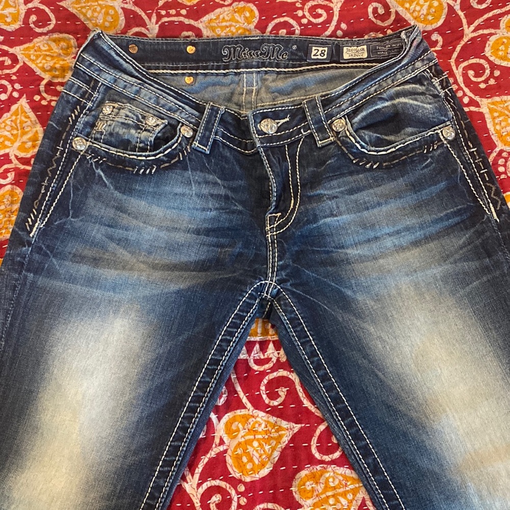 Miss Me jeans, like new.